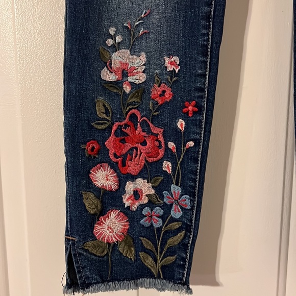 NWT Women’s Kensie Skinny Crop Jeans - Picture 5 of 16